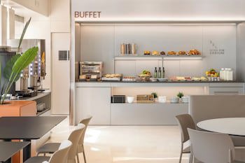 B&B Hotel Granada Estacion