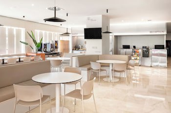 B&B Hotel Granada Estacion