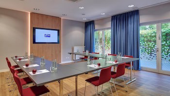 Holiday Inn Express Koln-Mulheim by IHG galeri fotoğrafı
