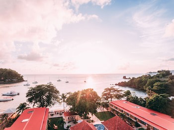 Sunset Shores Beach Hotel