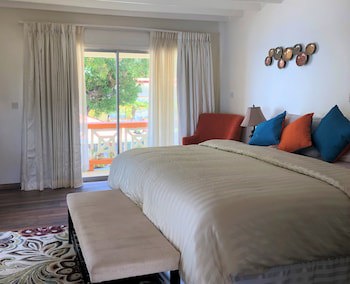 Sunset Shores Beach Hotel