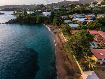 Sunset Shores Beach Hotel