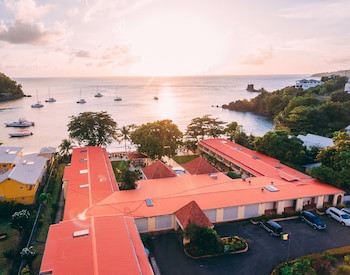Sunset Shores Beach Hotel