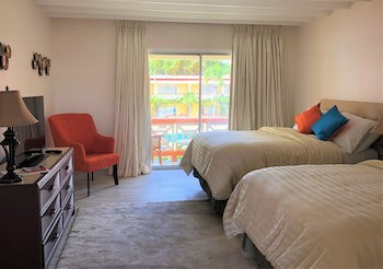 Sunset Shores Beach Hotel