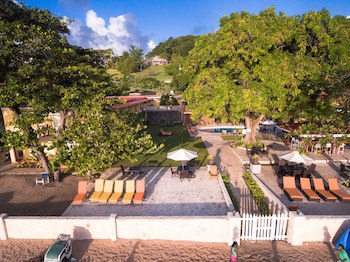 Sunset Shores Beach Hotel