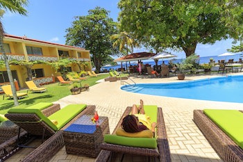 Sunset Shores Beach Hotel