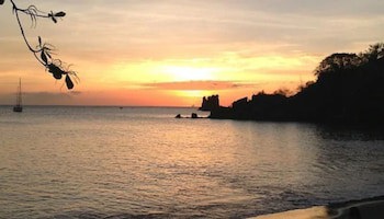 Sunset Shores Beach Hotel