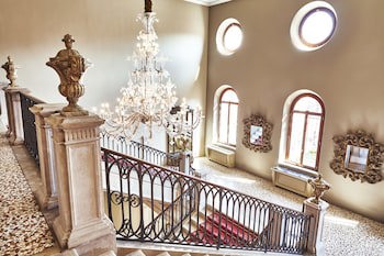 San Clemente Palace, Venice