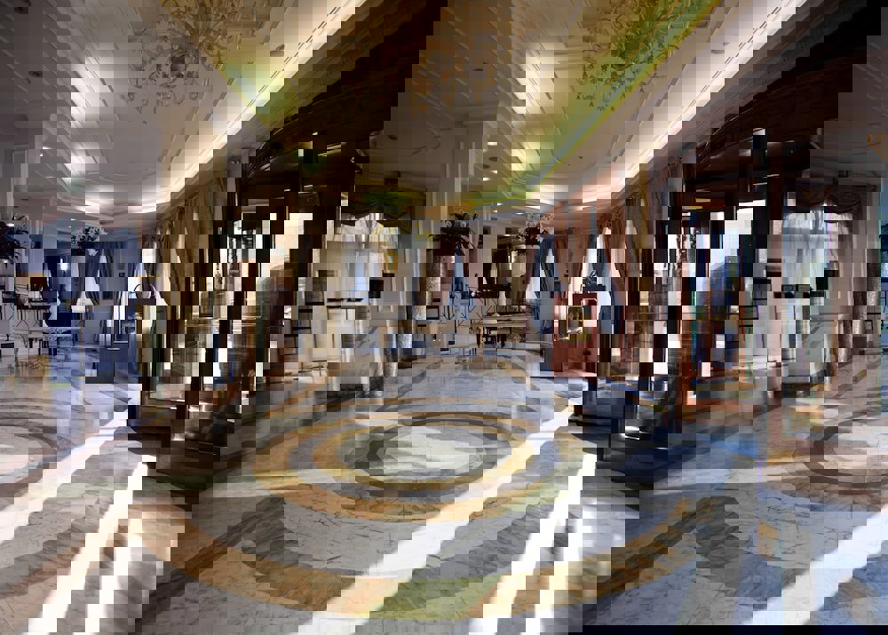 Grand Visconti Palace