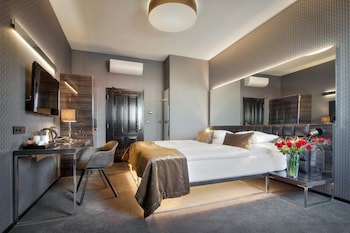 Hotel Mucha fotoğrafı