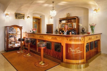 Hotel Mucha fotoğrafı