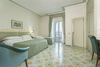 Lloyds Baia Hotel galeri fotoğrafı
