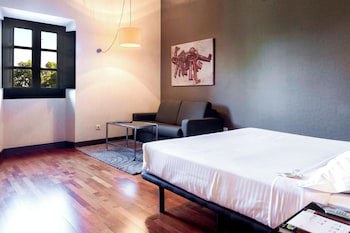 Ac Hotel Palacio De Santa Ana By Marriott