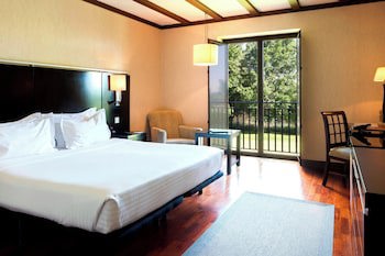 Ac Hotel Palacio De Santa Ana By Marriott