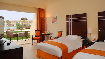 Doubletree By Hilton Sharm El Sheikh - Sharks Bay Resort