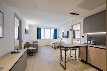 RMH Modena Raffaello galeri fotoğrafı