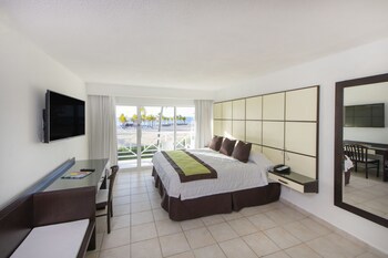 Viva Fortuna Beach By Wyndham, A Trademark All Inclusive