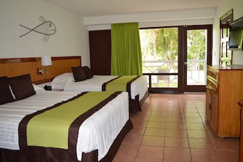 Viva Fortuna Beach By Wyndham, A Trademark All Inclusive