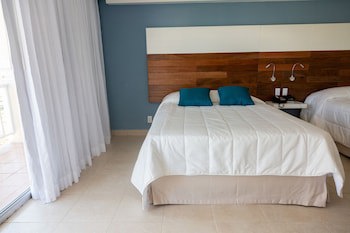 Viva Fortuna Beach By Wyndham, A Trademark All Inclusive