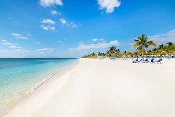Viva Fortuna Beach By Wyndham, A Trademark All Inclusive