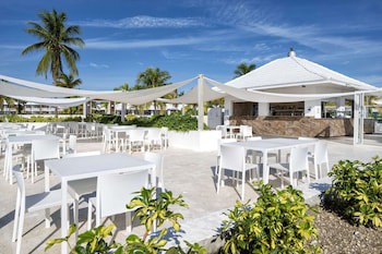 Viva Fortuna Beach By Wyndham, A Trademark All Inclusive
