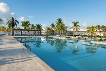 Viva Fortuna Beach By Wyndham, A Trademark All Inclusive