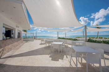 Viva Fortuna Beach By Wyndham, A Trademark All Inclusive