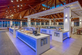 Viva Fortuna Beach By Wyndham, A Trademark All Inclusive
