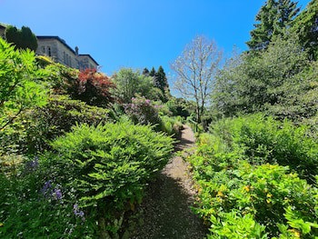 Mansfield House Hotel