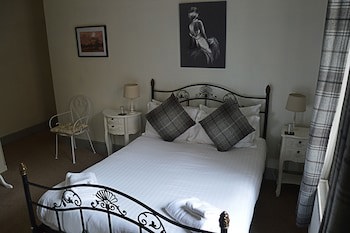 Punch Bowl Inn