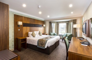 Ramada By Wyndham Cheltenham