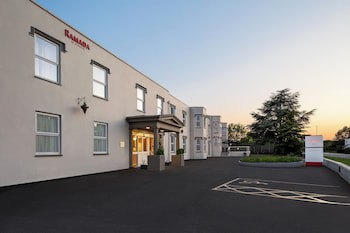 Ramada By Wyndham Cheltenham