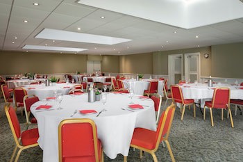 Ramada By Wyndham Cheltenham