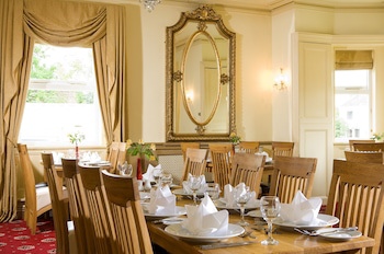 Ramada By Wyndham Cheltenham