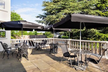 Ramada By Wyndham Cheltenham