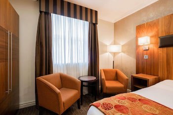 Ramada By Wyndham Cheltenham