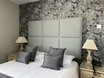 Camelia Hotel