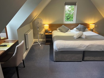 The Corner House Hotel Gatwick