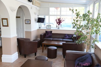 The Corner House Hotel Gatwick