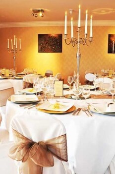 Supreme Inn