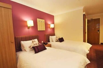 Supreme Inn