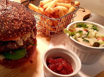 Grains Bar