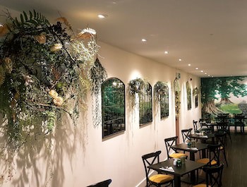 Grains Bar