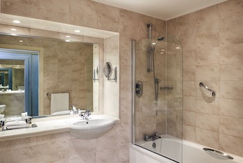 Albrighton Hall Hotel And Spa, A Member Of Radisson Individuals