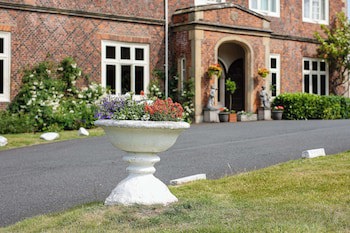 Albrighton Hall Hotel And Spa, A Member Of Radisson Individuals