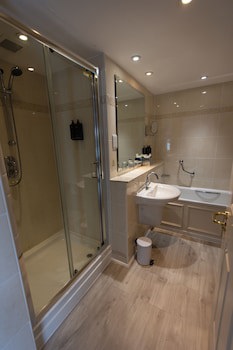 Albrighton Hall Hotel And Spa, A Member Of Radisson Individuals