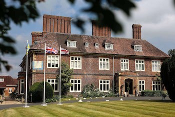Albrighton Hall Hotel And Spa, A Member Of Radisson Individuals