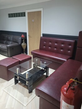 The Gatwick White House Hotel