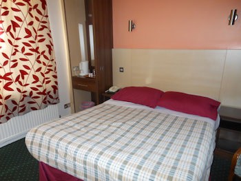 The Gatwick White House Hotel