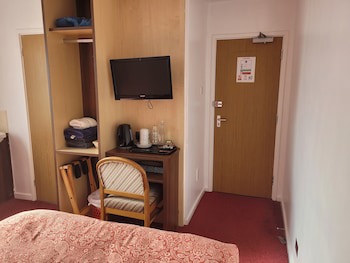 The Gatwick White House Hotel
